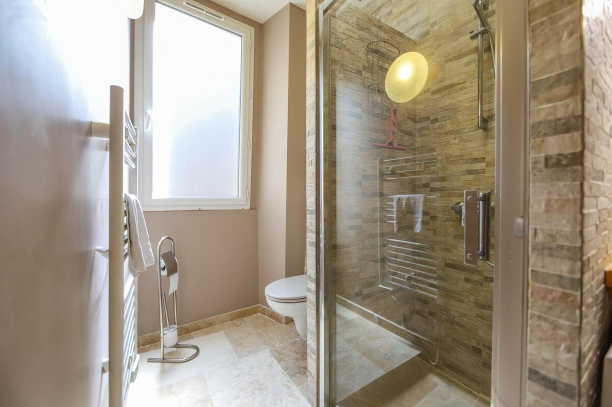 Апартаменты La Bulle Sereine - T2 Atypique En Centre Pieton Анси Экстерьер фото